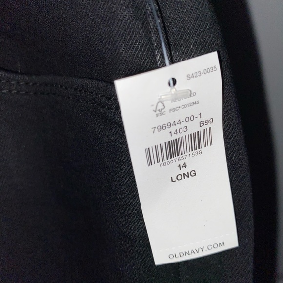 Old Navy Long, High-Waisted Wow Super-Skinny Ankle Jeans - Picture 3 of 4